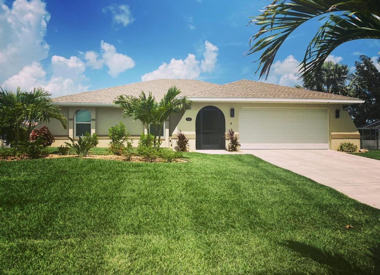 The Cape Escape Villa Cape Coral Exterior photo